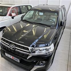 تويوتا لاندكروزر